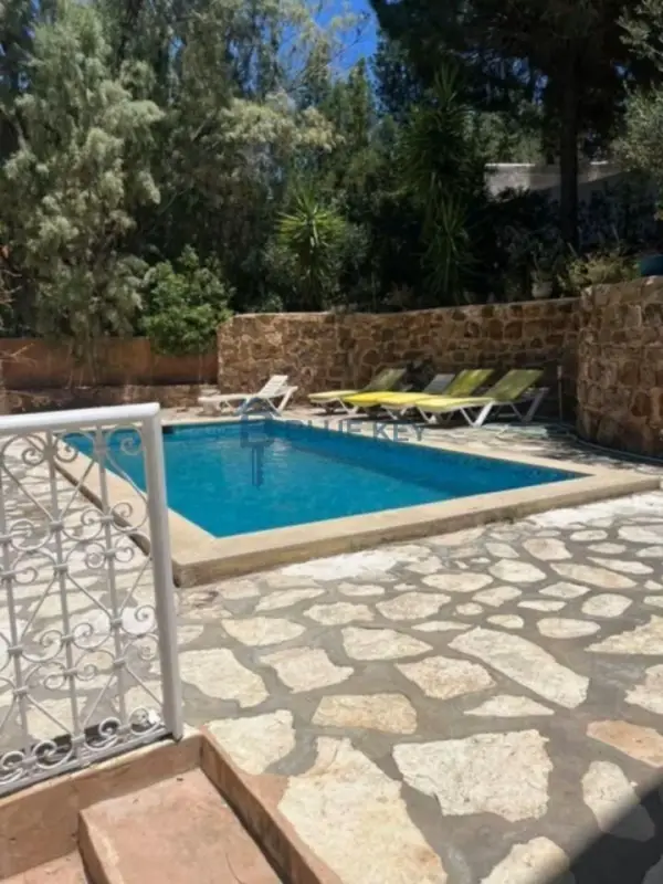 Villa avec piscine pour location estival située a Hammamet