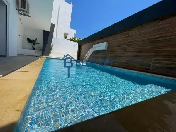 Location estivale - Magnifique Villa Duplex S+4 avec Piscine à Bir-Bouregba Hammamet