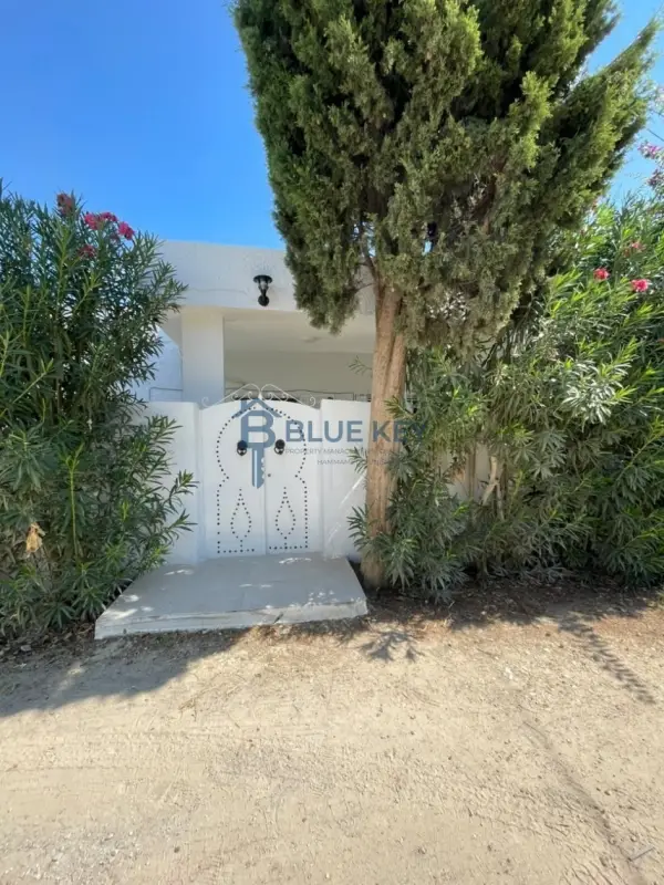 Charmante petite villa a louer hammamet